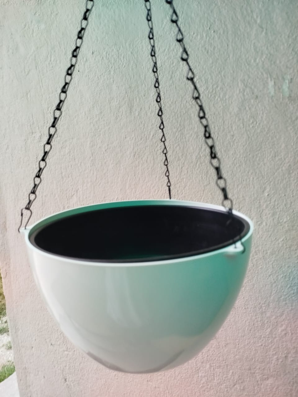White Hanging Pot